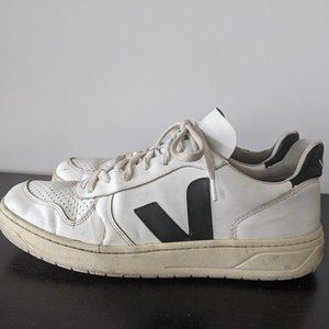 Veja V-10 Leather White Black - Mens - Size 10